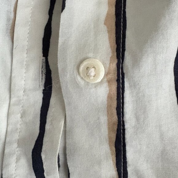 MICHAEL Michael Kors Women's Wavy Print Cotton Button Up Shirt White Tan Black S - Picture 7 of 10